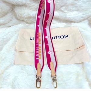Authentic Louis Vuitton speedy 20 Strap Bandouliere fuchsia 💕